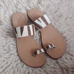 Mistique sandals